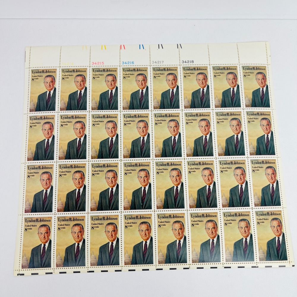 USPS Lyndon B Johnson 8 Cent Postage Stamp Sheet 32 Count 1973 Vintage Excellent